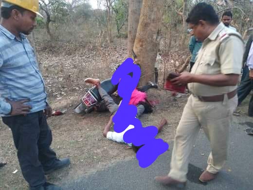 পুরুলিয়ার চেলিয়ামার পাথরখুনিয়া মোড়ে ভয়াবহ বাইক দুর্ঘটনা,দুর্ঘটনায় যুবকের মৃত্যু!