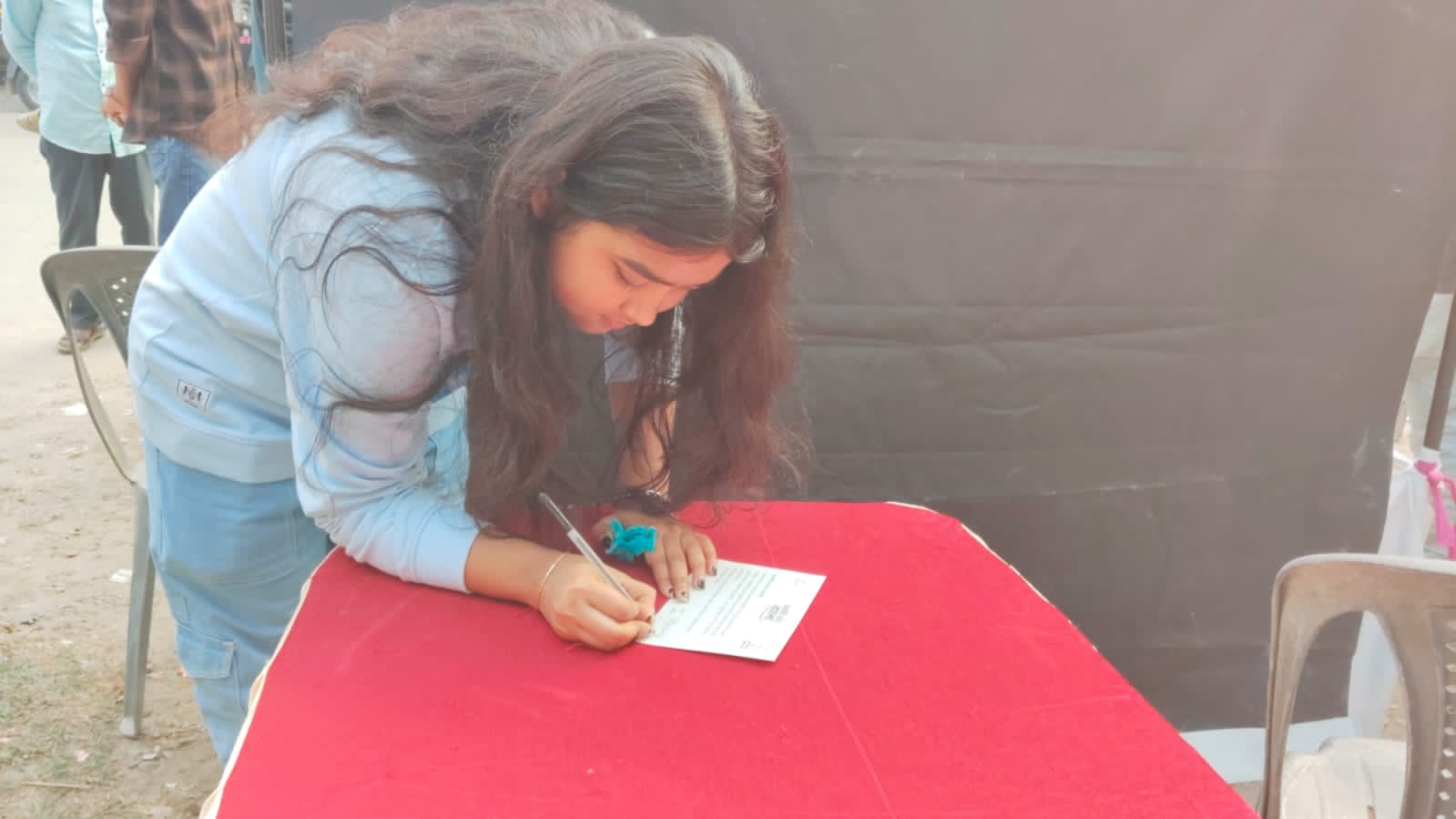 নিয়োগ চাই চাকরি চাই_বিজেপি তাই এই স্লোগানকে সামনে রেখে মাথা ভাঙ্গায় গণস্বাক্ষর কর্মসূচি বিজেপির।